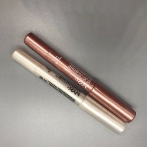 2 NYX Infinite Shadow Sticks in Crystal & Flushed